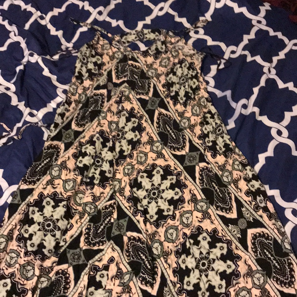 Maternity maxi dress